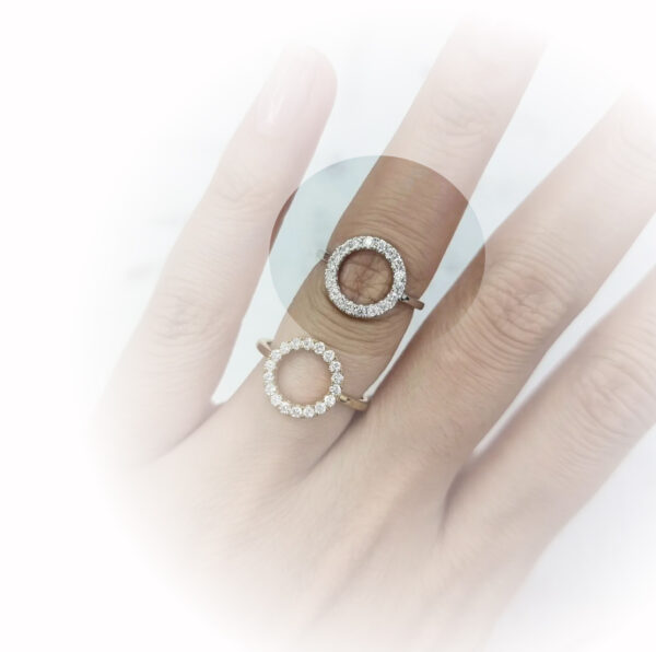 Diamond-Open-Circle-Ring-white-gold