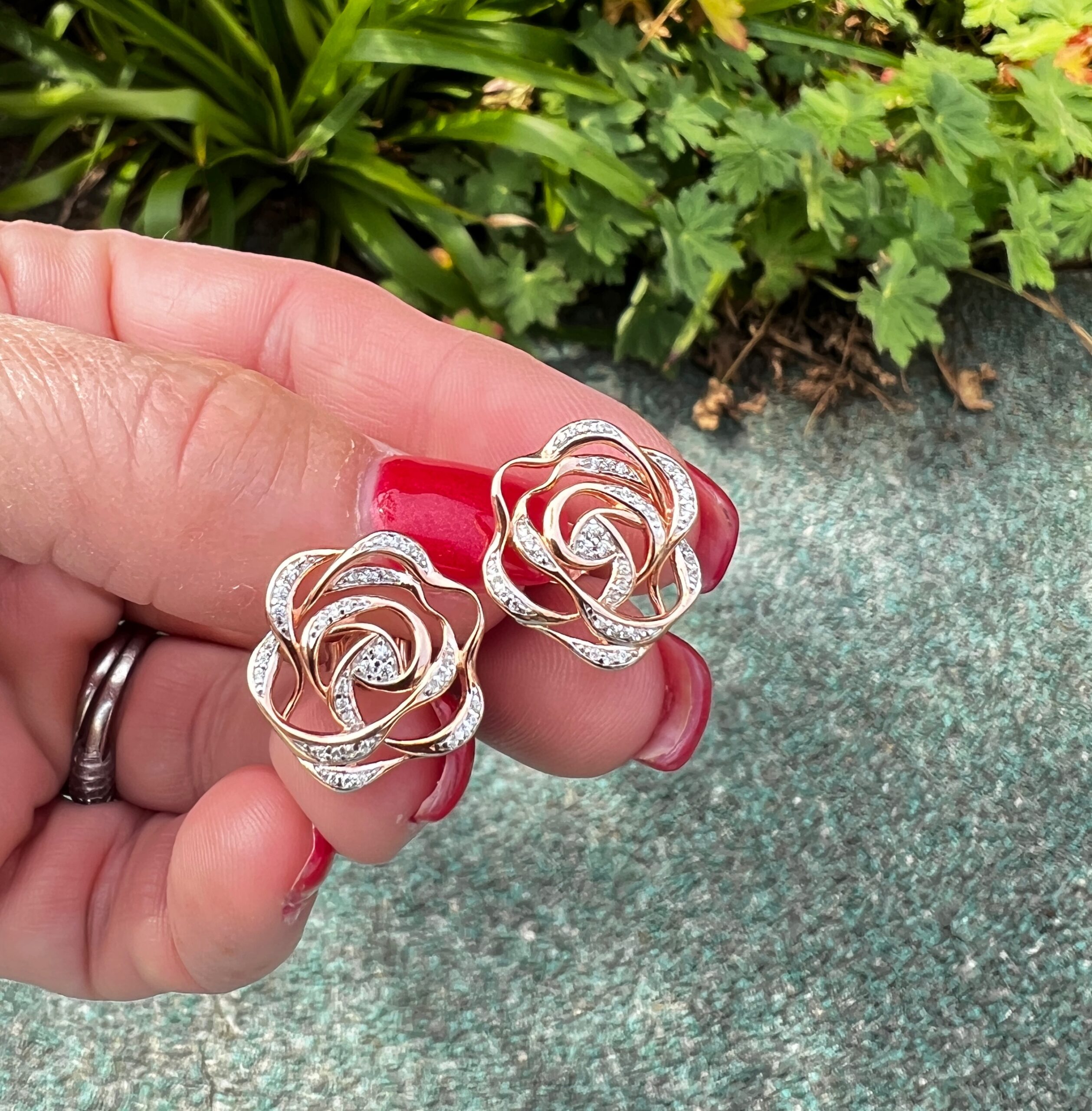 Rose Gold Flower Earrings