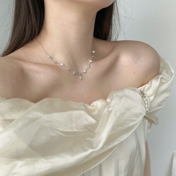 Delicate Star Silver Necklace