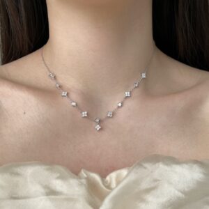 Delicate Star Silver Necklace