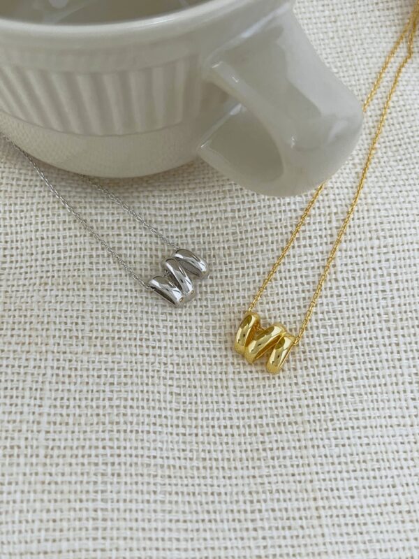 Small Simple Silver Necklace